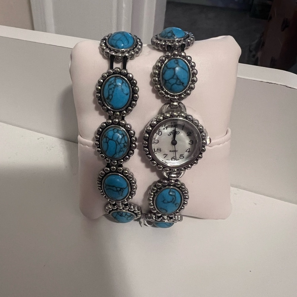 Watch with matching bracelet